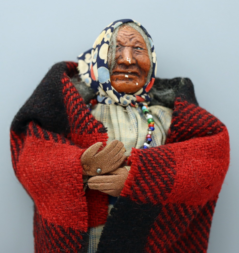 Antique Mrs. Kate Mike Ho-Chunk Winnebago Native American Doll Circa 1920's