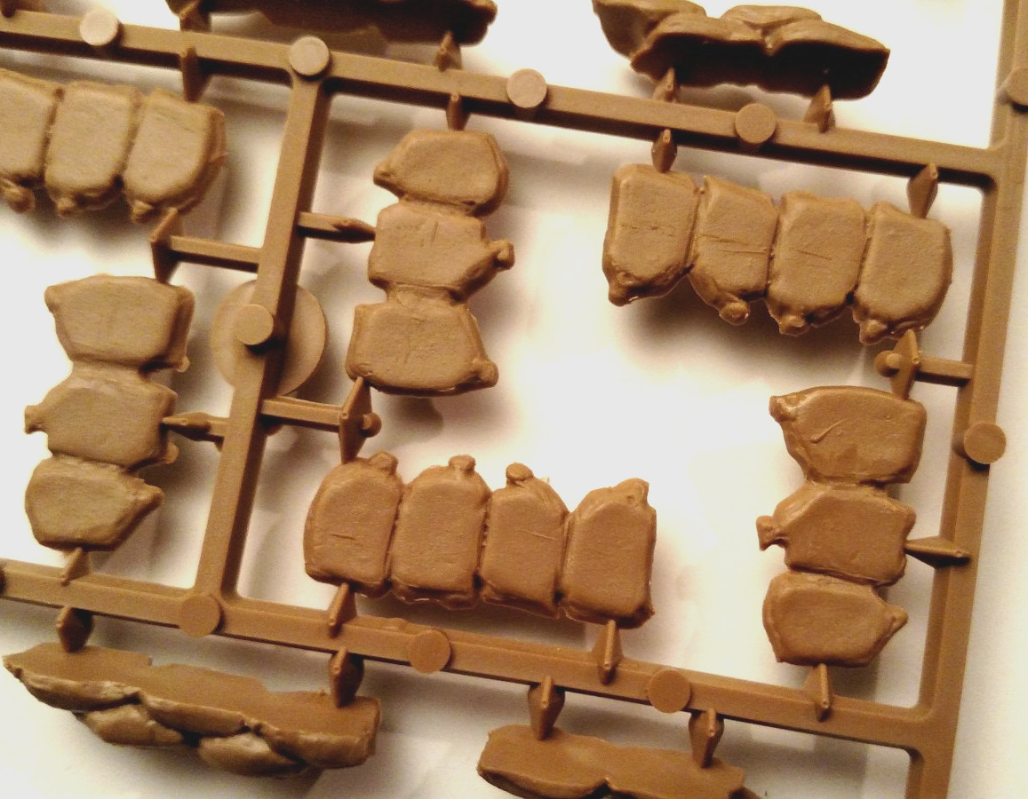 Renedra Plastics - SANDBAGS for 28mm Historical WW1 & WWII Wargames