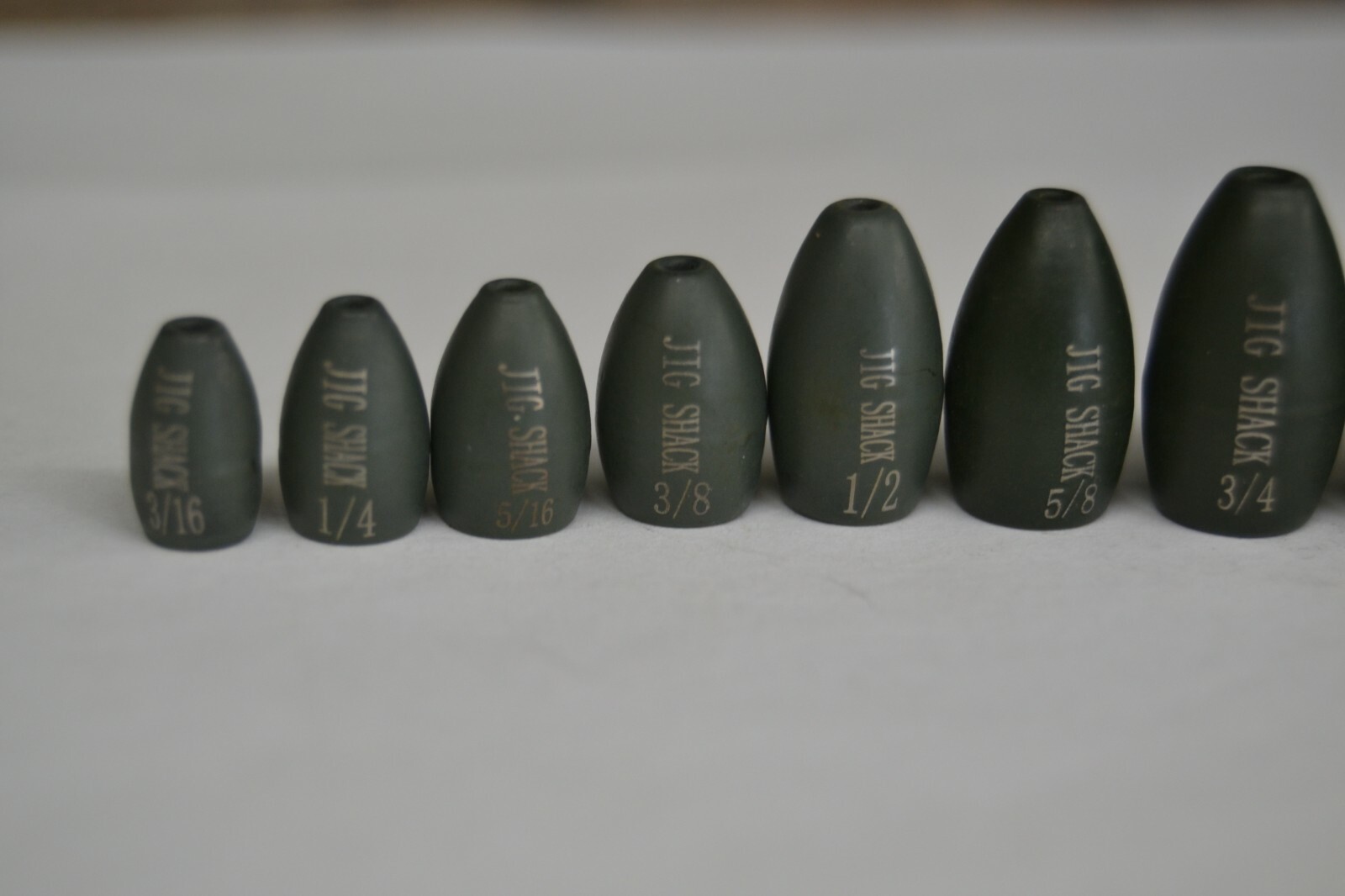 JIG SHACK TUNGSTEN FLIPPING WEIGHTS! ALABAMA SHIPPING MULTIPLE SIZES AND COLOR.