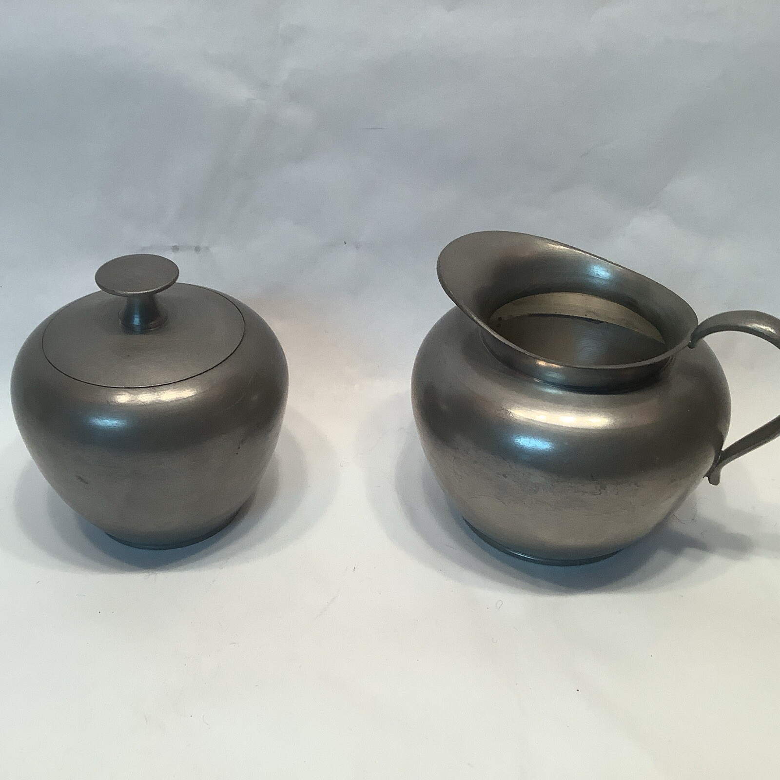 Meeuws & Zoon Den Haag Pewter Cream & Sugar Set Vintage Primitive Colonial Farm