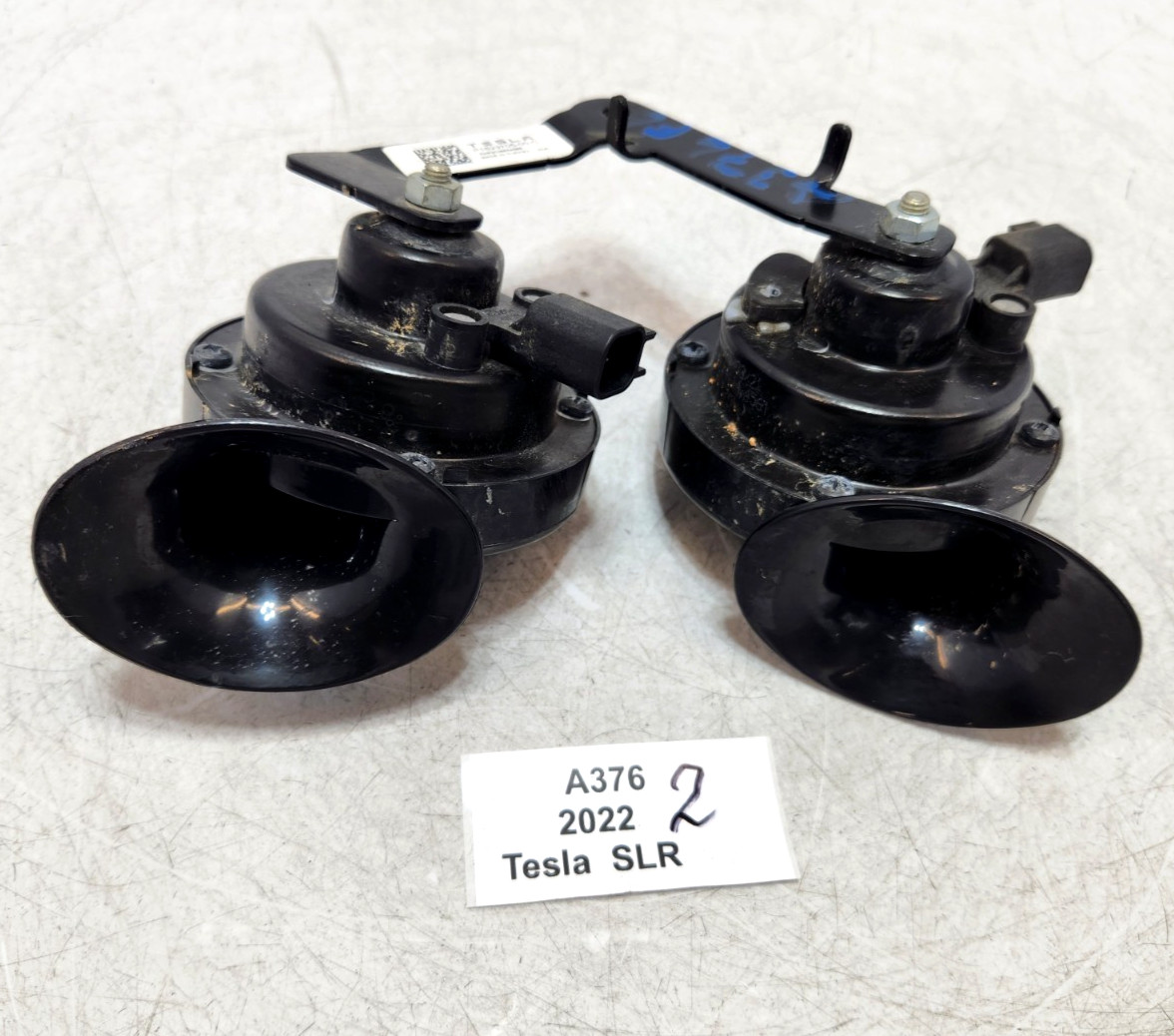 ✅ 21-23 OEM Tesla Model S Low Hight Dual Tone Horn Signal Assembly W/ Bracket