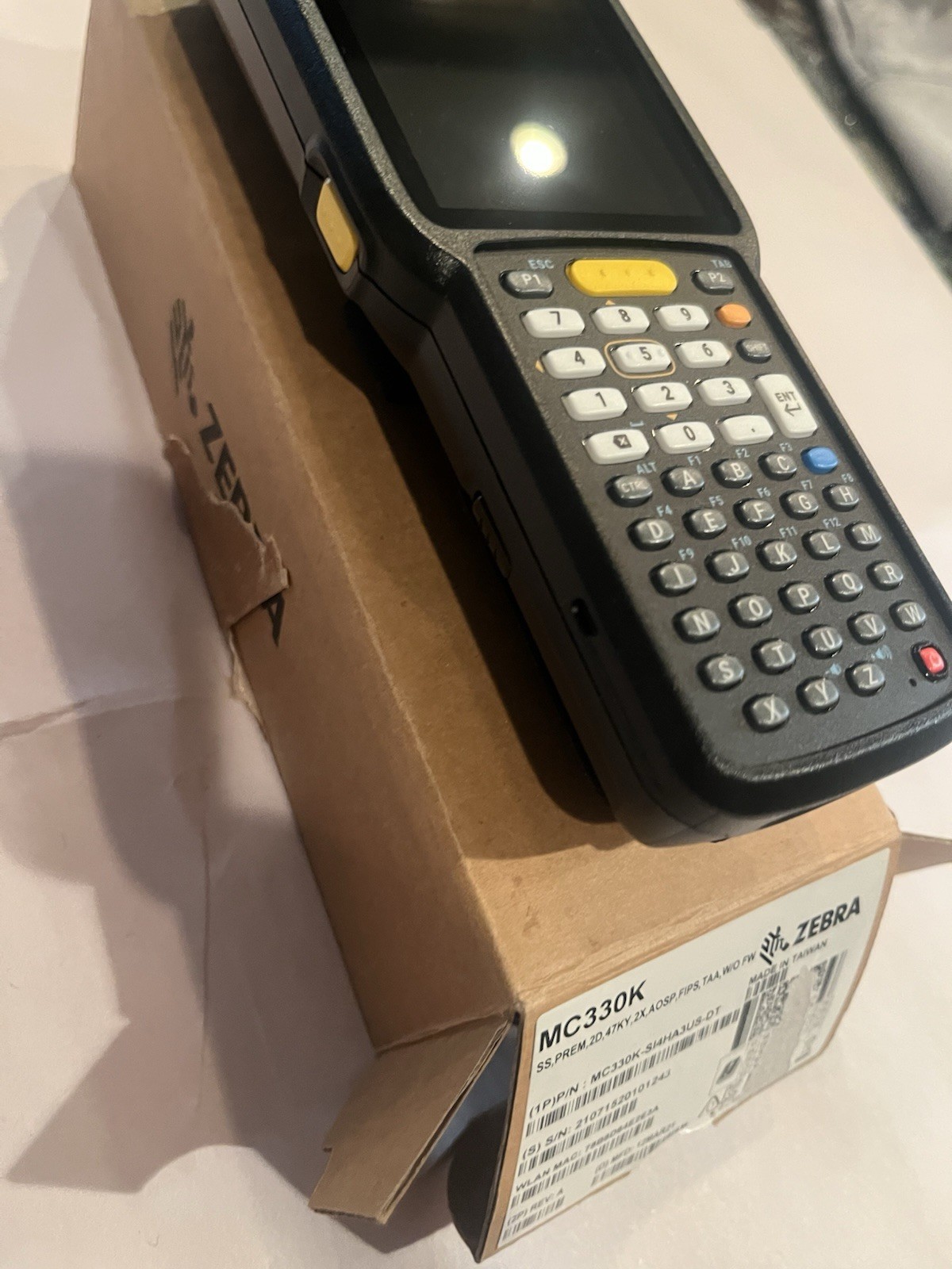 Zebra MC3300 MC330K-SI4HA3US-DT Mobile Computer Barcode Scanner 47 Key 2D