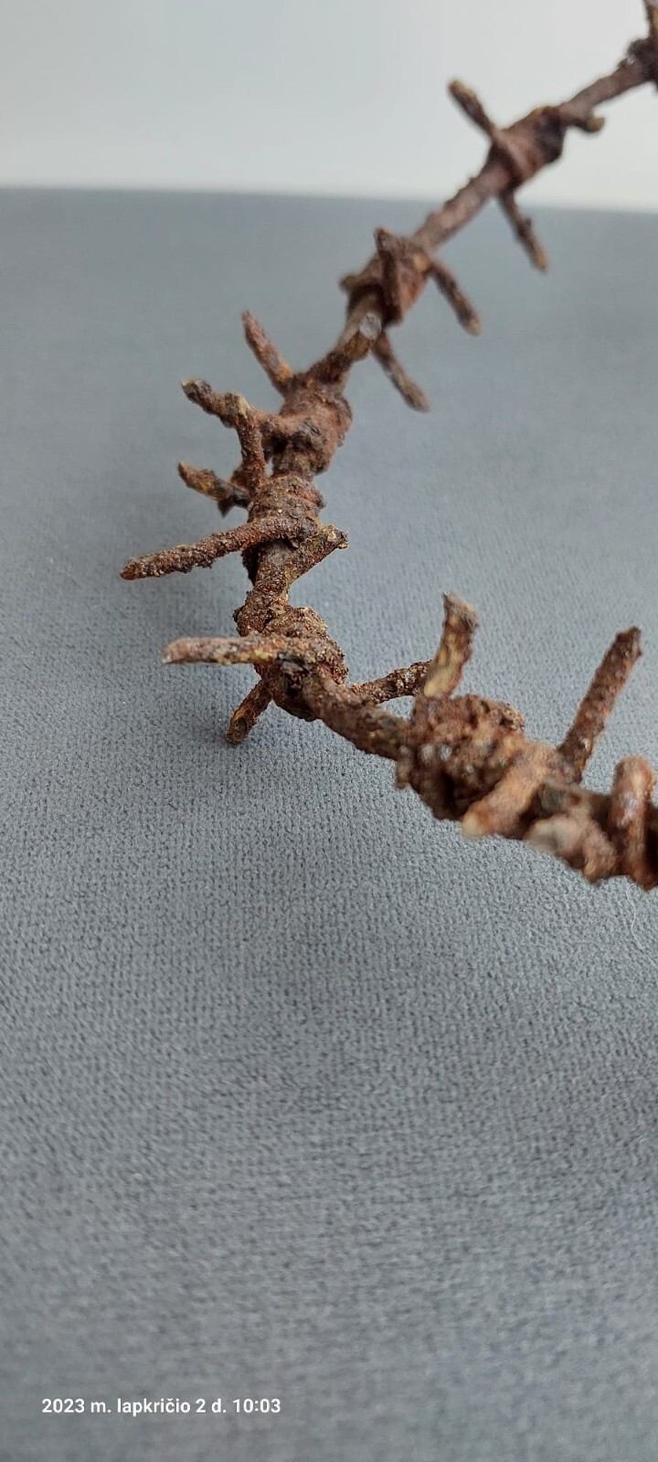 WW2 German Barbed Wire for Helmet Wrapping 1 m