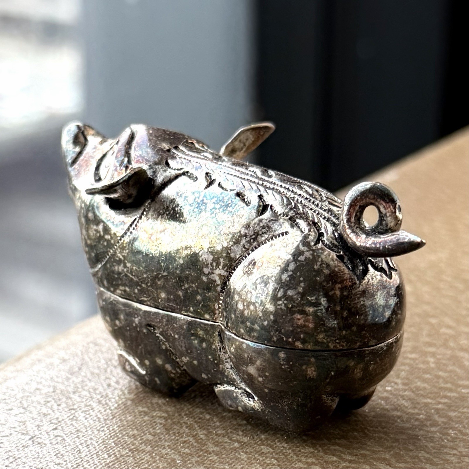 Antique Cambodian Silver Ornate Betel Nut Pig Box "t90" Stamped 31g Grams
