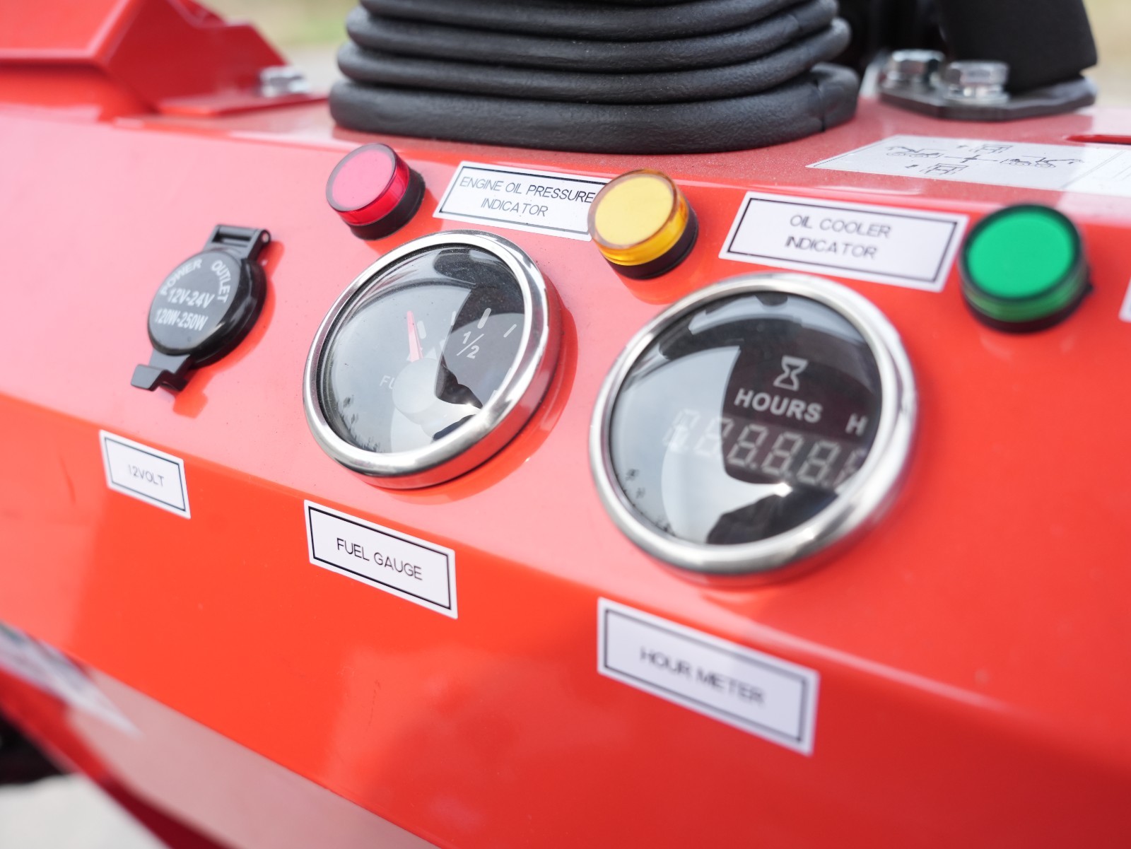 B&S 23HP Ride-On Wheeled Mini Skid Steer Loader with EPA Engine