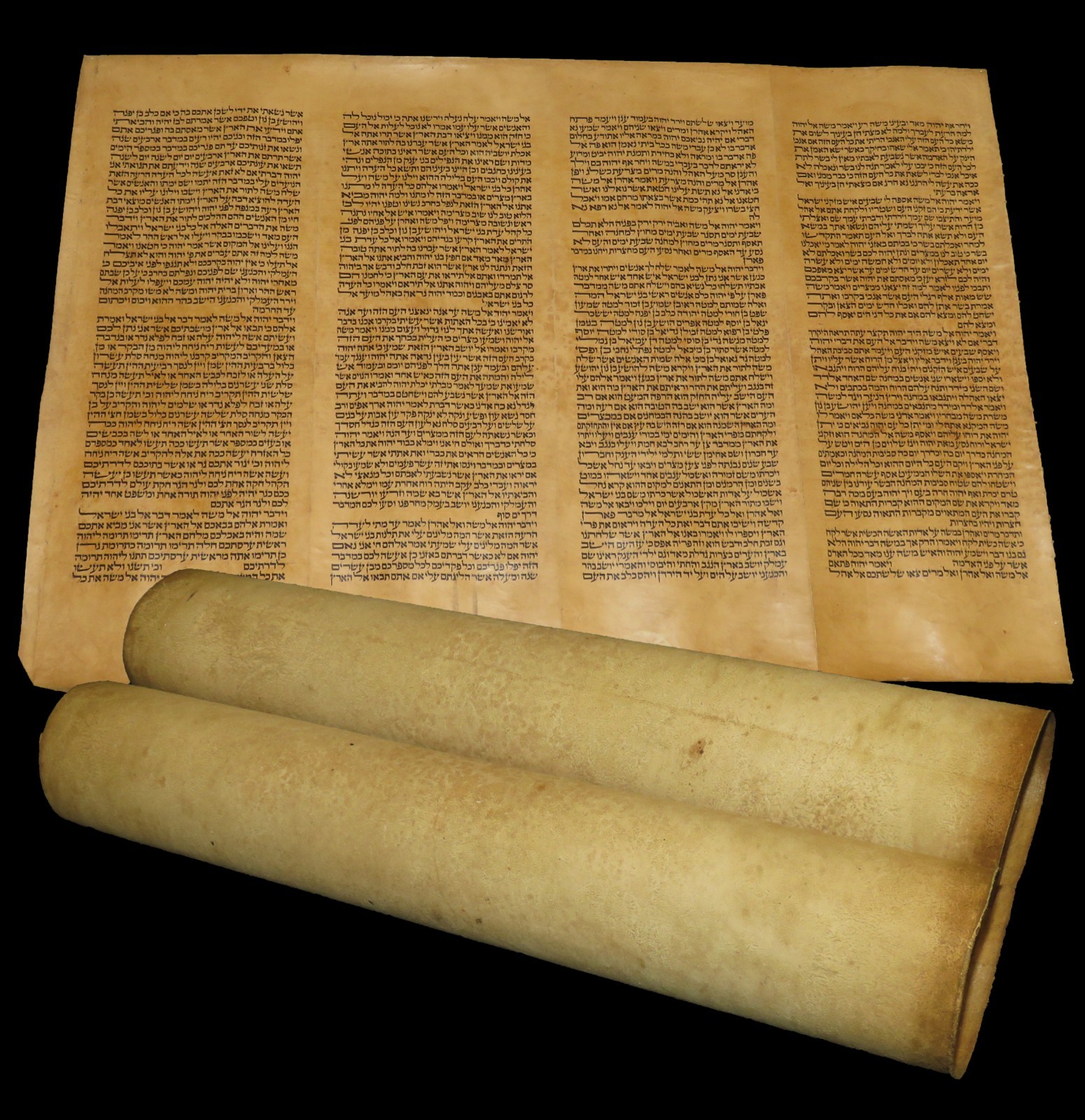 LARGE RARE TORAH BIBLE MANUSCRIPT VELLUM LEAF 150-200 YRS OLD FROM ITALY