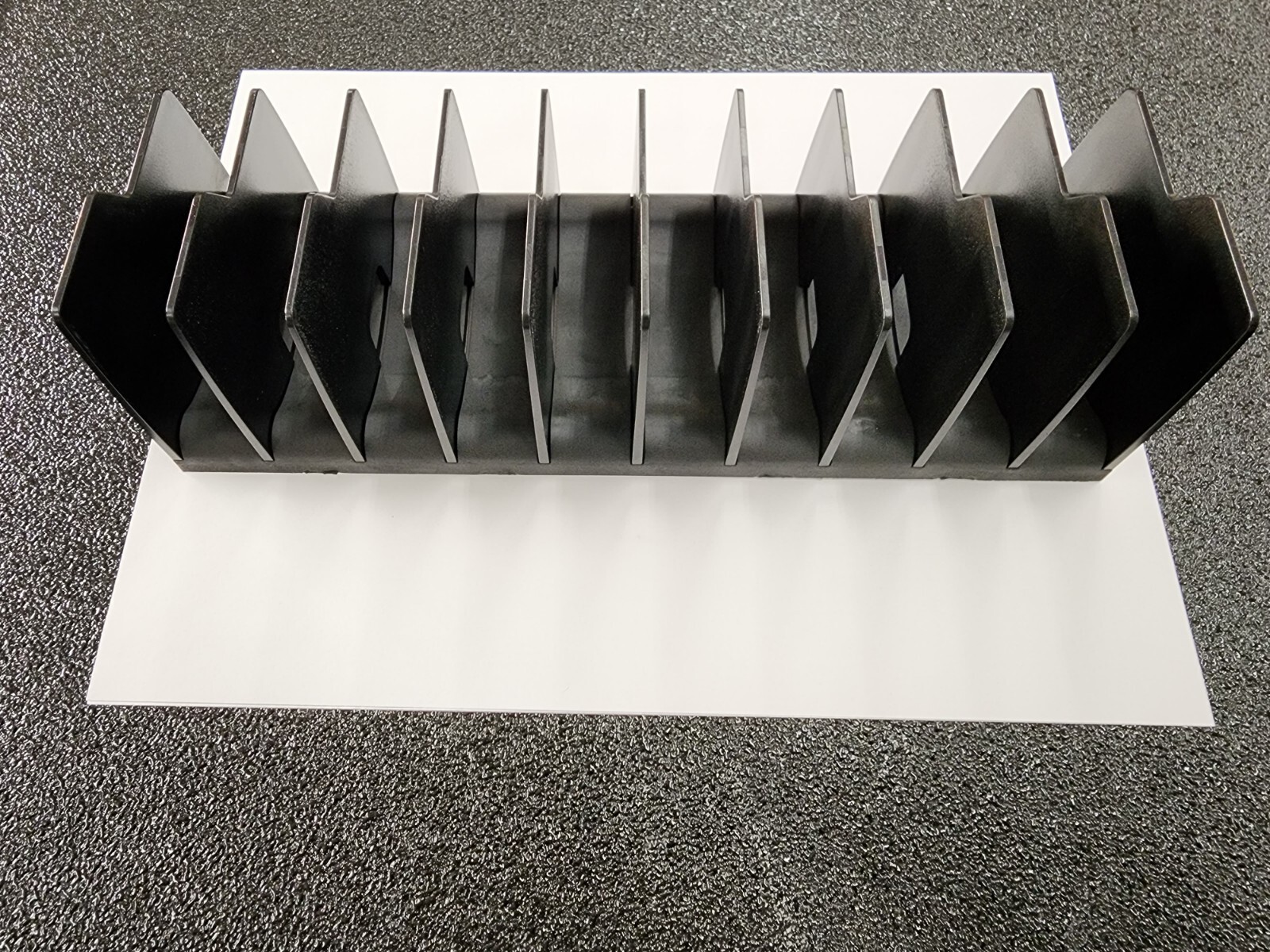 Snap-on Tools USA NEW Black 10" Anti-Slip Plier Organizer Rack KAPL10