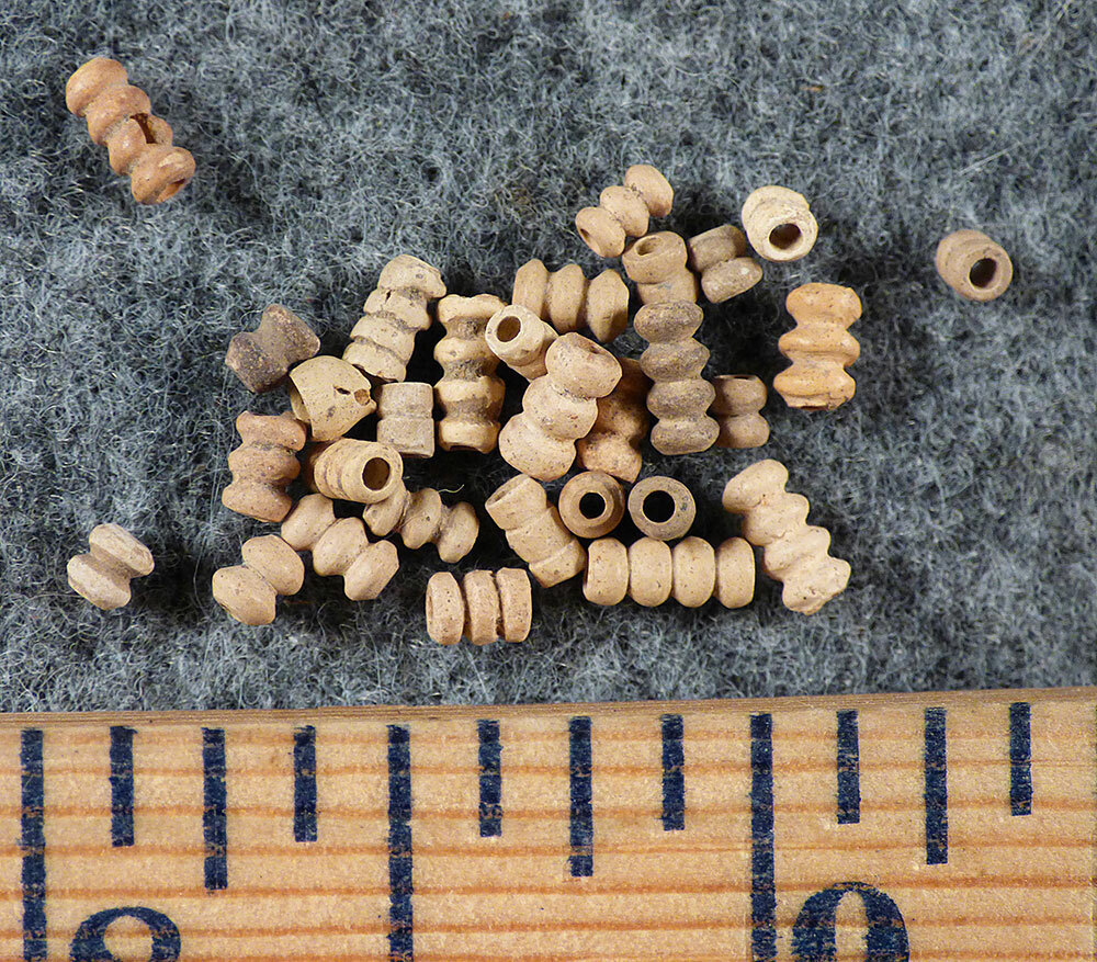 (20) Pre-1600 Cherokee Indian Terracotta Trade Beads Ancient Beads Nice Patina