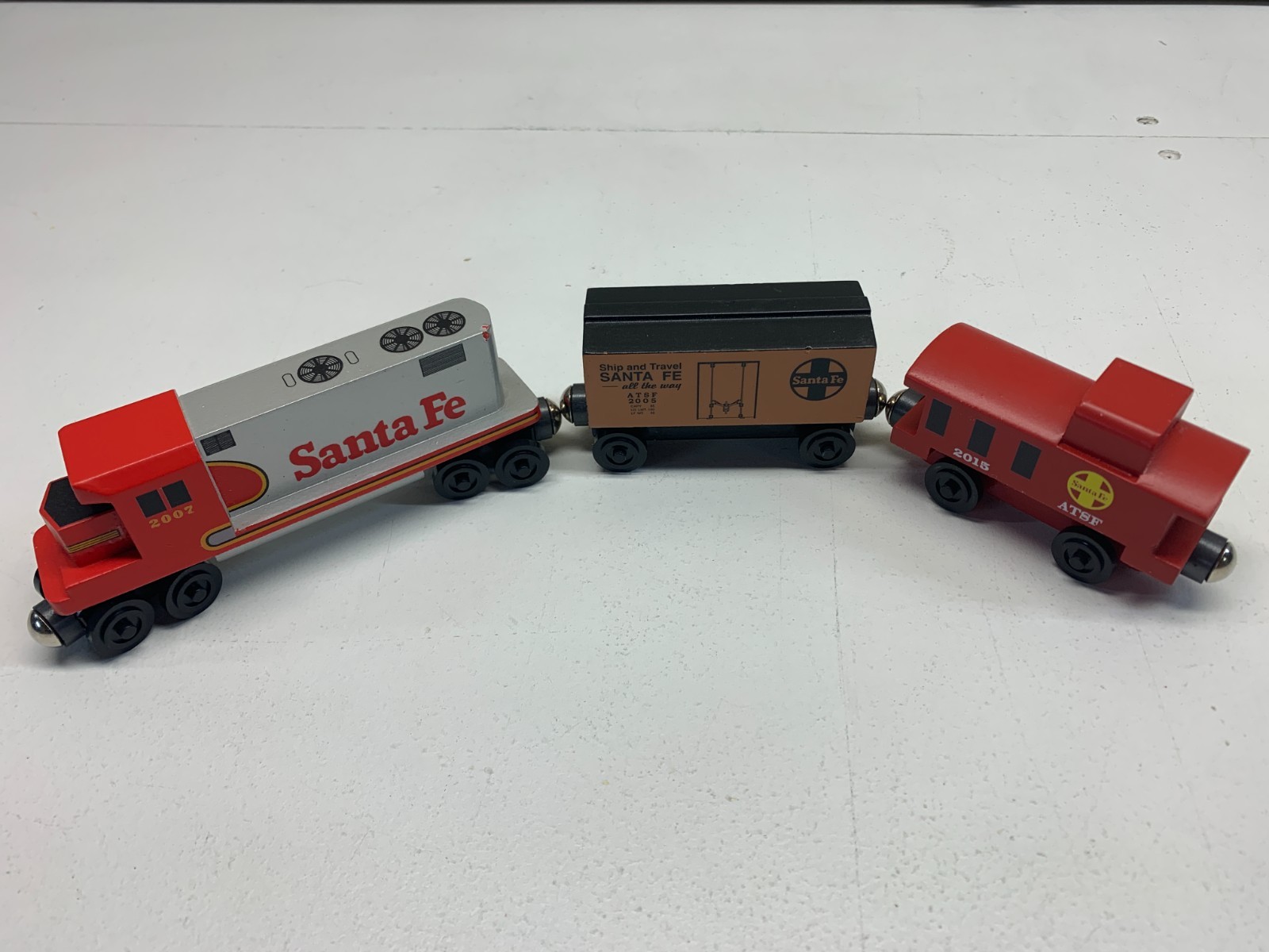 Whittle Shortline Railroad Santa Fe Locomotive 2007 3 piece set - Excellent!