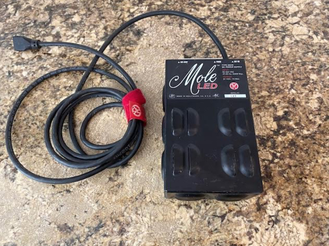 Mole LED type 86542 DC power supply