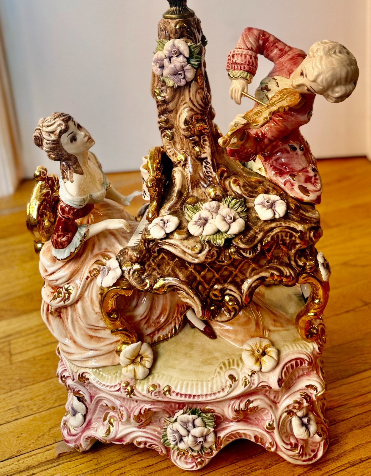 CAPODIMONTE SET of TWO 2 Figurine Lamp With Shade Made in Italy original