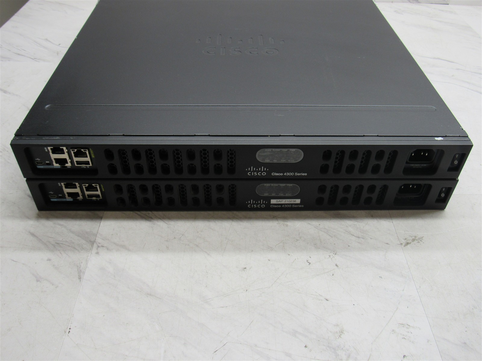 2 LOT - CISCO 4300 Series ISR4331 Integrated Services Router ISR4331/K9 TESTED