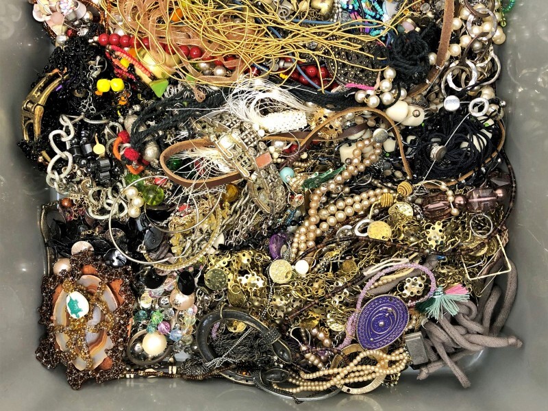 Jewelry VTG to Mod Junk Craft Harvest Lot 5 Pounds 5 Lbs Some Wear Resell Mix In