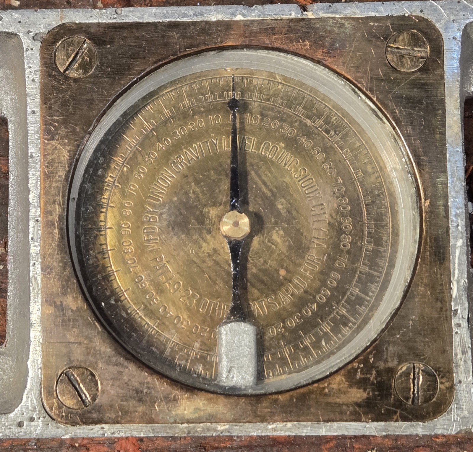Antique 28" Union Gravity Level Co Inclinometer Patent 1923, Sioux City, Iowa
