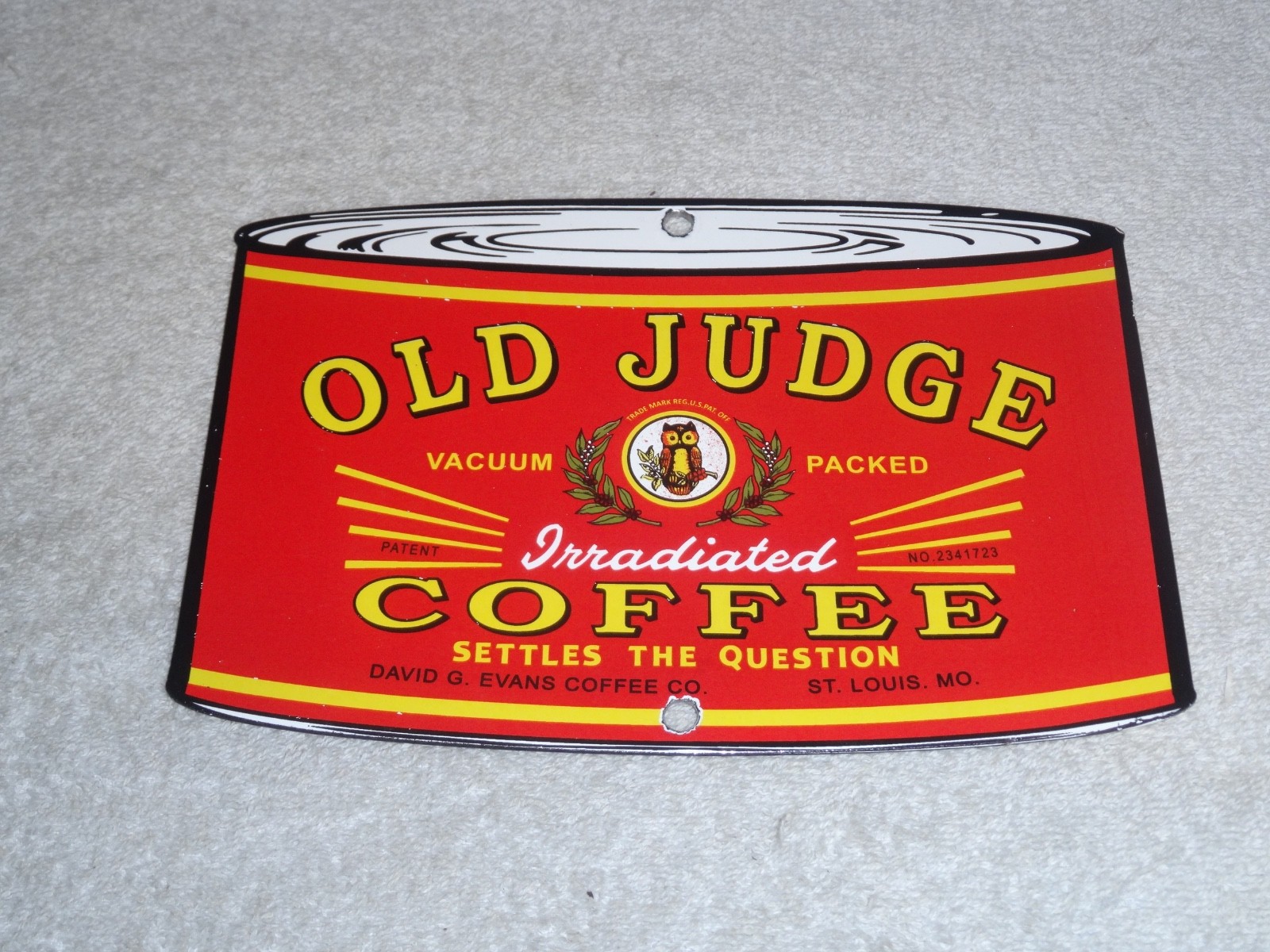 VINTAGE OLD JUDGE COFFEE CAN +OWL 7 3/4" PORCELAIN METAL SODA, GASOLINE OIL SIGN