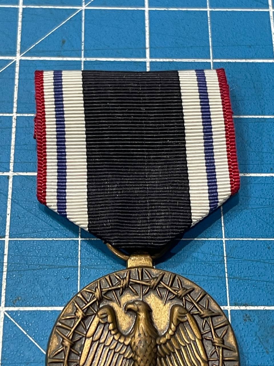 Original WWII US POW Medal Prisoner Of War Medal
