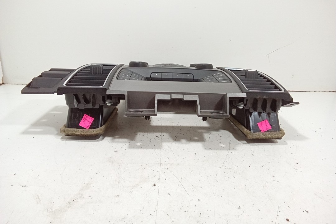 2014-2019 Ford Taurus Radio & Manual Temperature Control Panel Bezel OEM