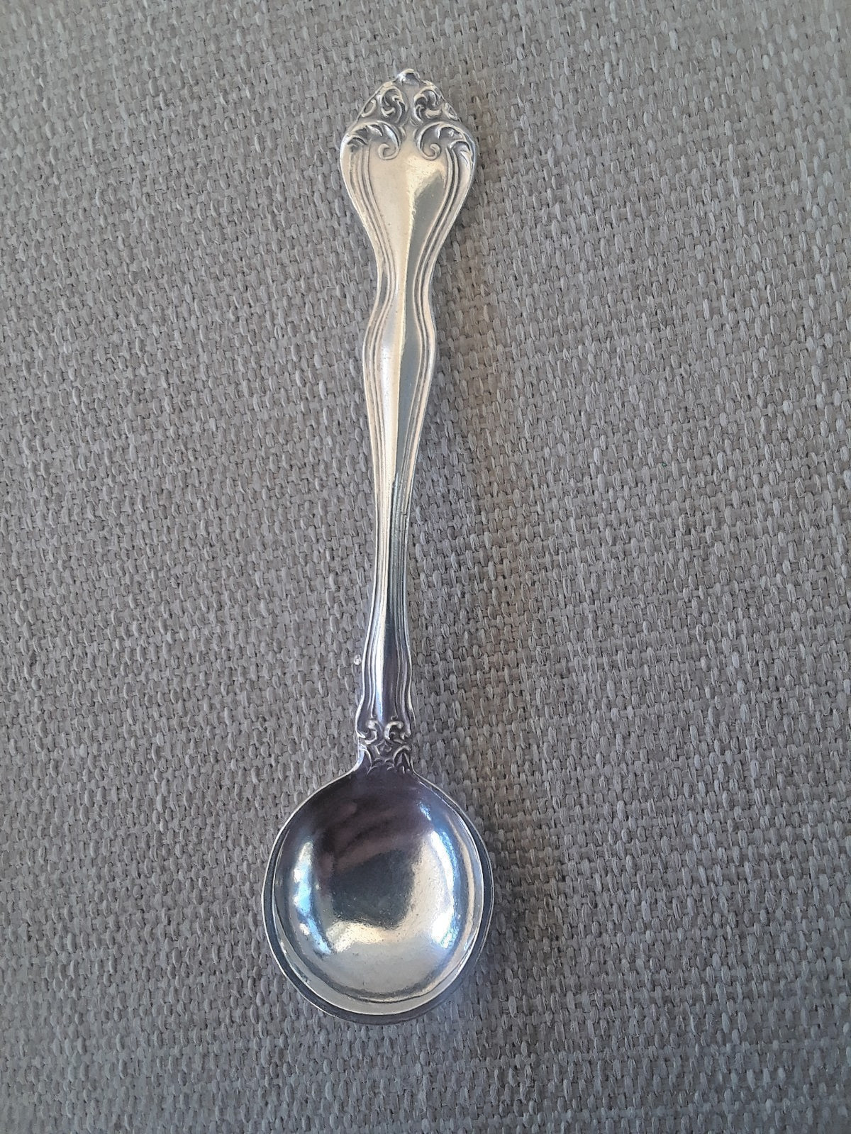 1940 WESTMORELAND George & Martha Washington Sterling Silver Salt Spoon Brooch
