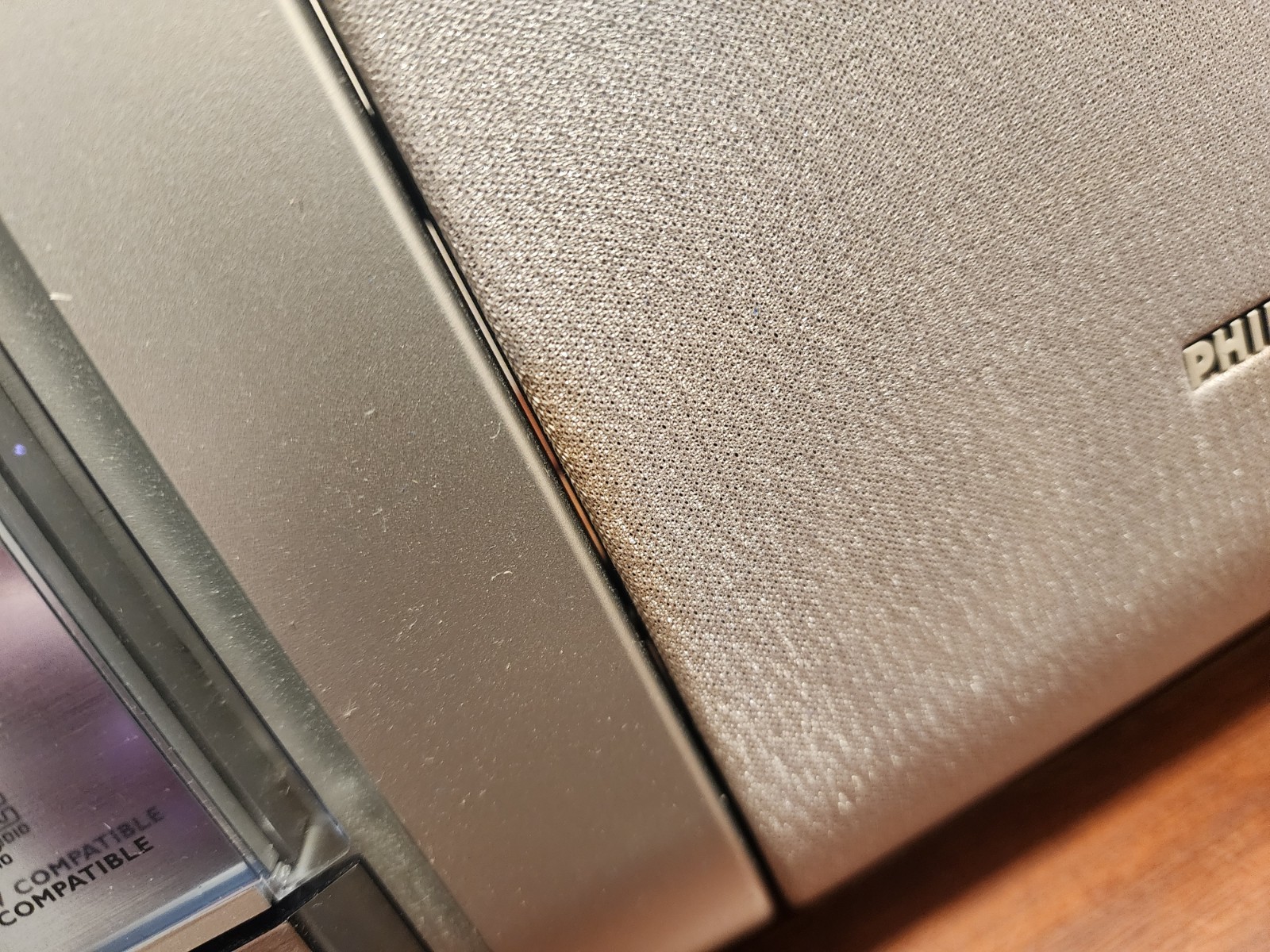 Philips Micro System MC235/37 CD Player AM/FM Radio Stereo No Remote