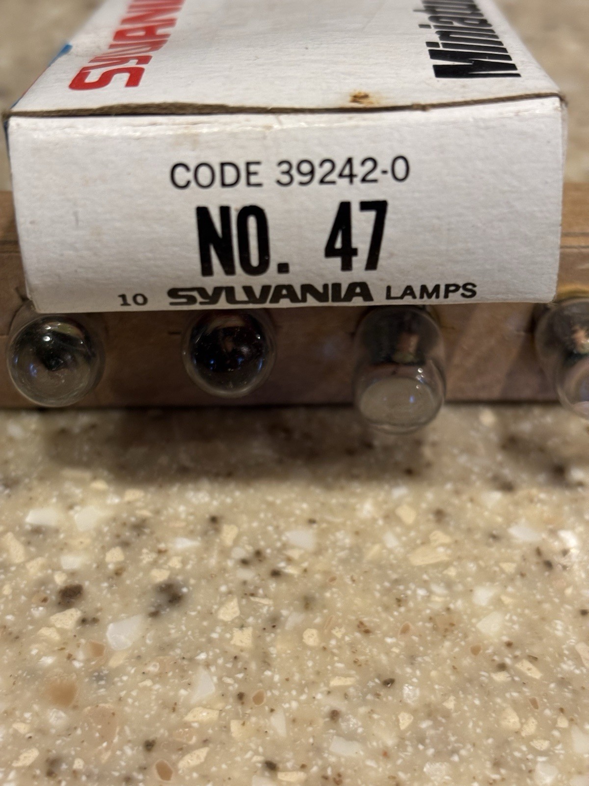 Sylvania #47 Miniature Lamp Bulbs 10 Bulbs NOS Made In USA