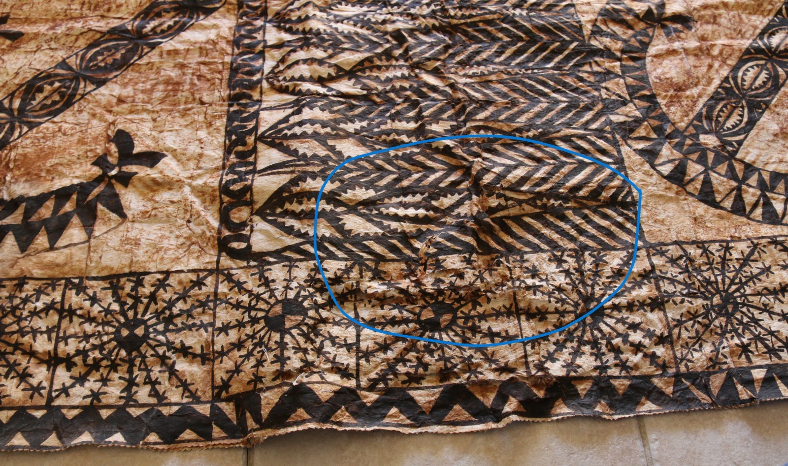 Huge Old Polinesian Tribal Hand Made Tapa Cloth 216cm x 196cm or 85inch x 77inch