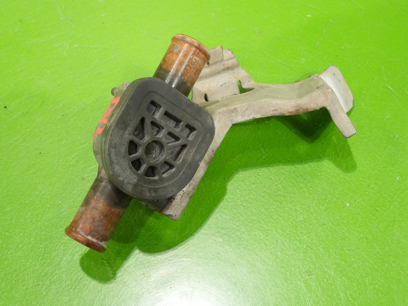 92-95 Civic OEM HVAC heater coolant water flow control valve thermostat Honda