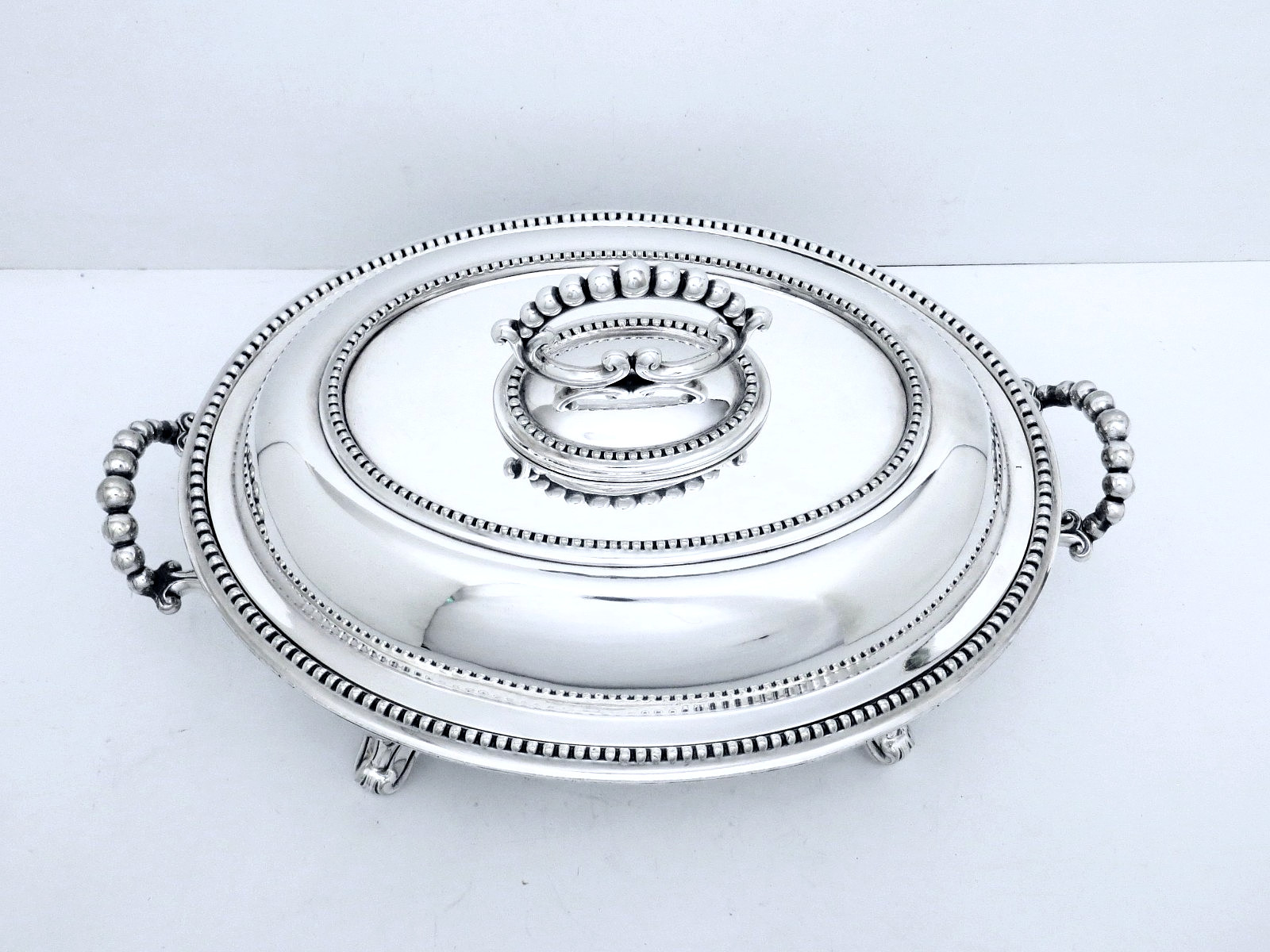1860 MAPPIN BROTHERS LONDON BRIDGE AESTHETIC PEARLED WARMING SERVING DISH 14"
