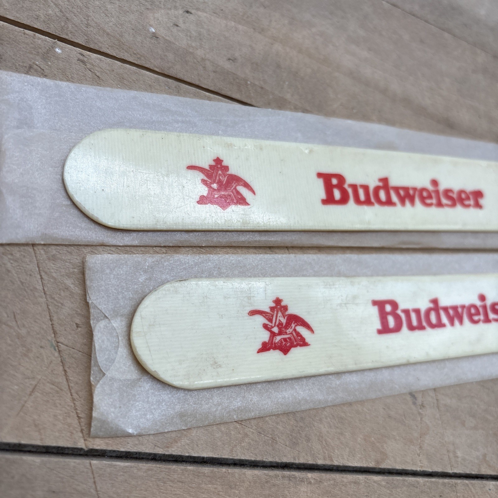 Vintage 1950s Budweiser Foam Scraper Breweriana Celluloid Lot Of 2 New Old Stock