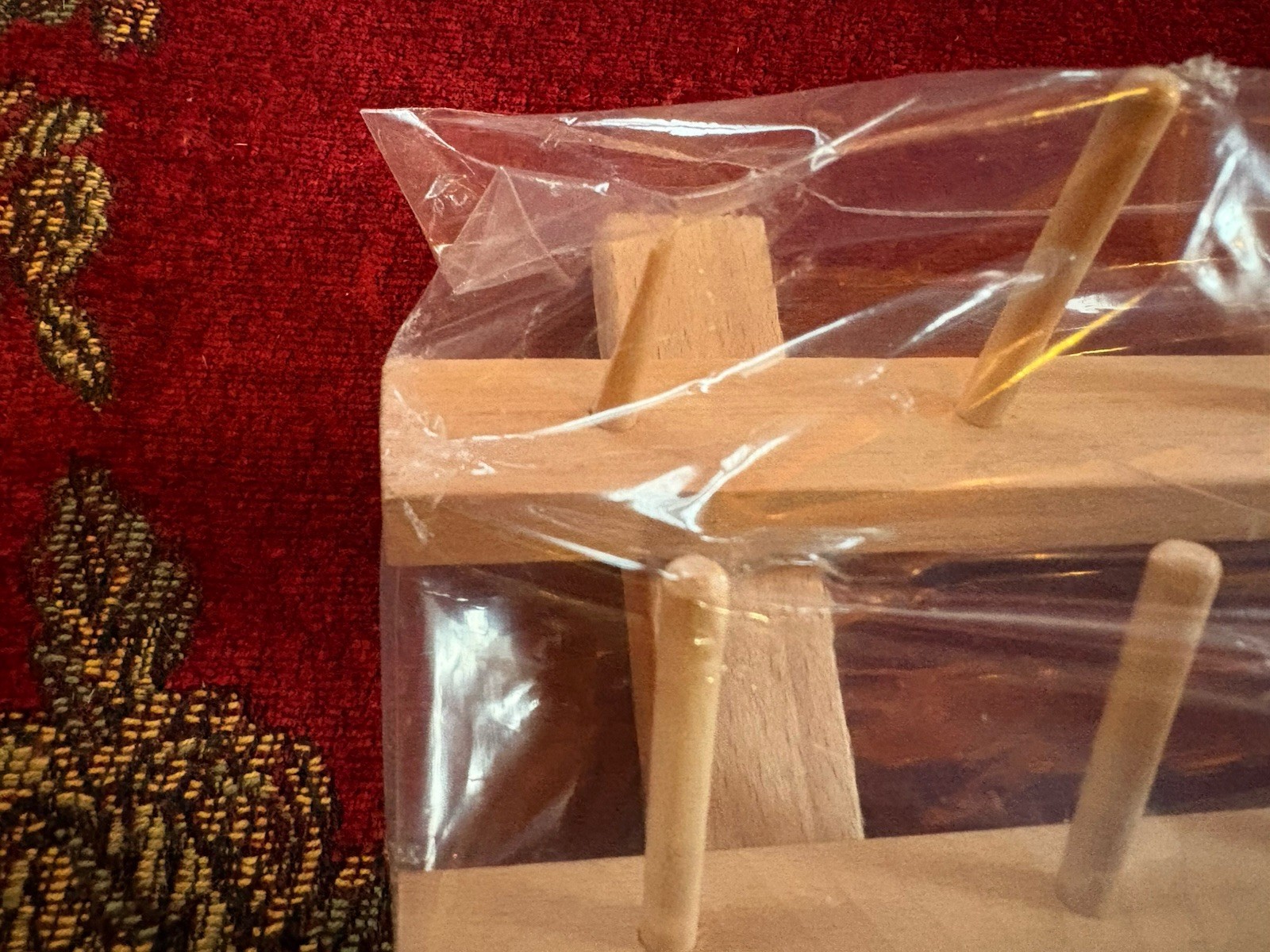 60 Spool Prym Consumer Inc USA Thread Holder Rack Stand Or Wall Hang, Sewing