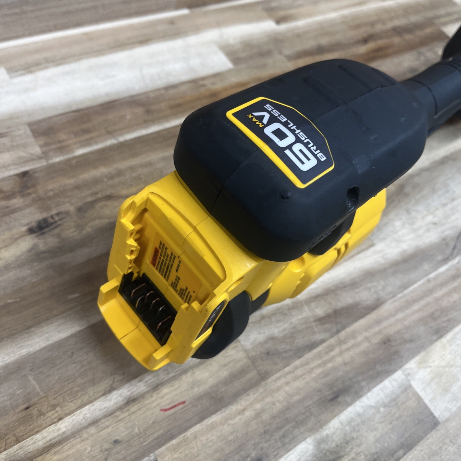 Powerhead - Dewalt DCST972B 60V Attachment Capable Trimmer(Tool only)P9-13