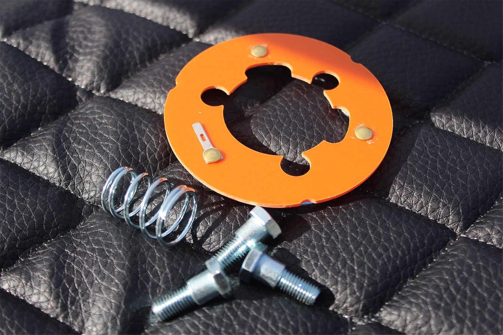 3-Hole Steering Wheel Polished Hub Adapter ( Flaming River, Ididit, GM, Chevy)