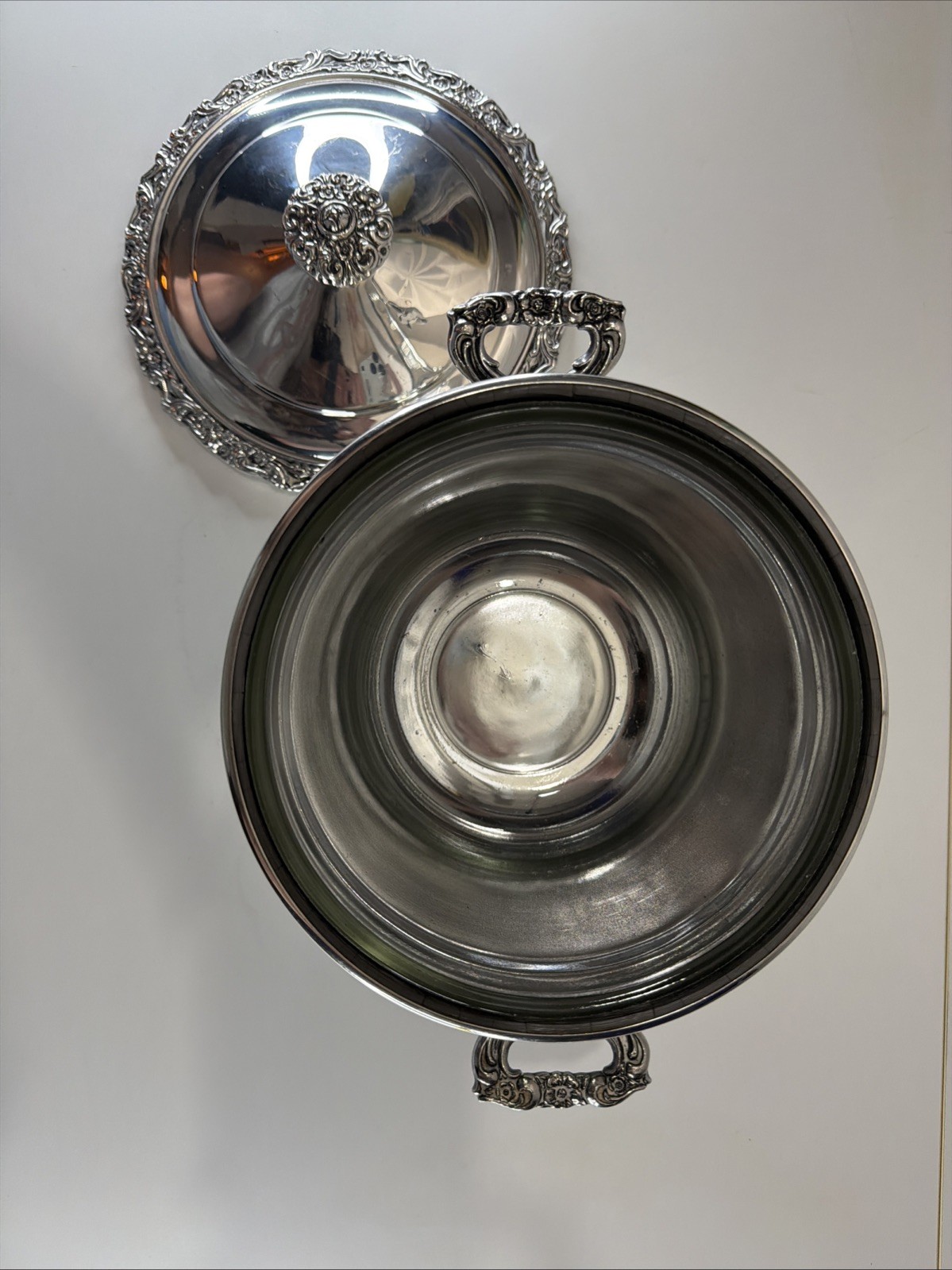 Vintage International Silverplate Countess Covered Ice Bucket – Ornate Floral