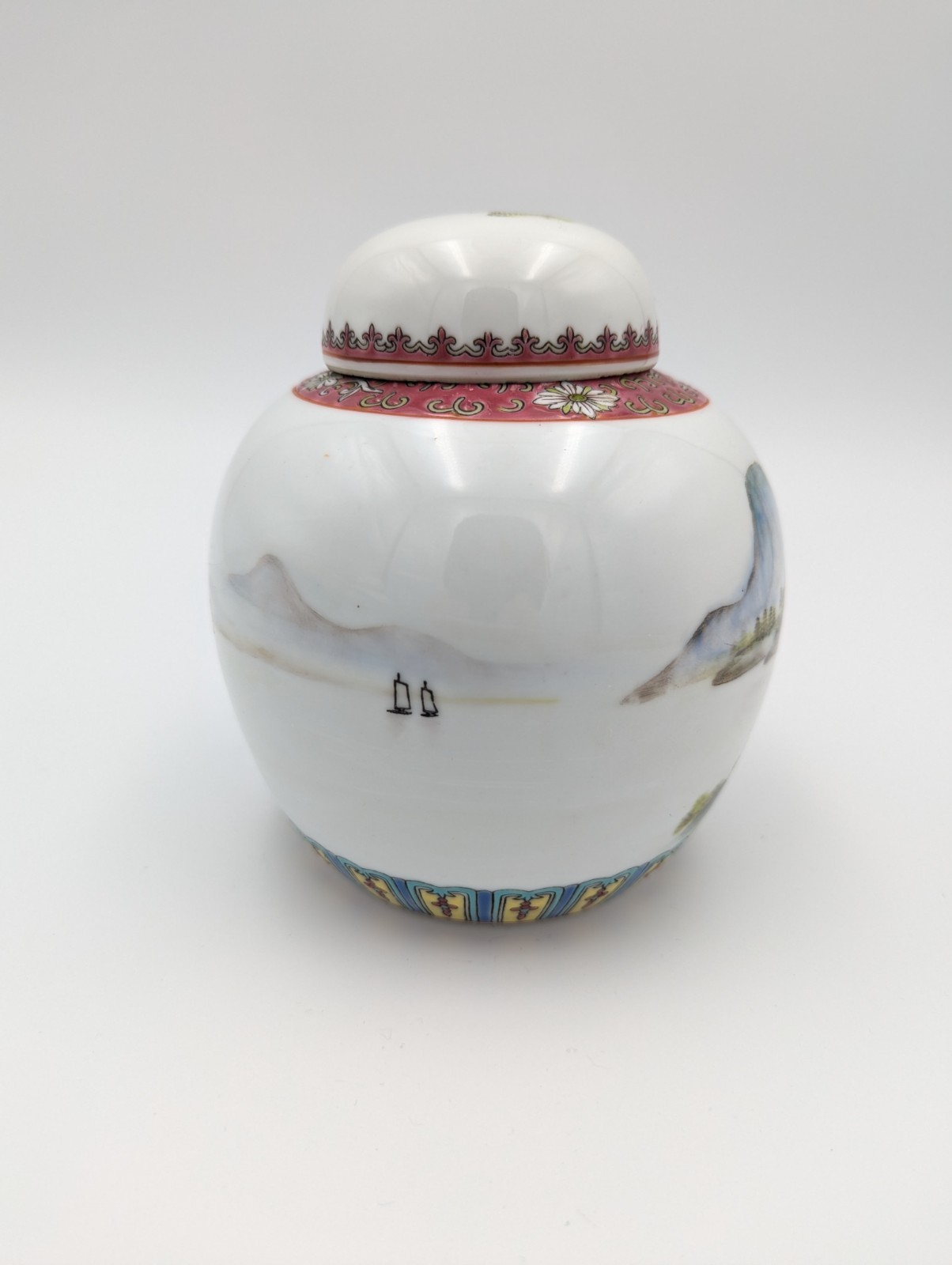 Chinese Jingdezhen Hand Painted Porcelain Ginger Jar Pagoda 6"