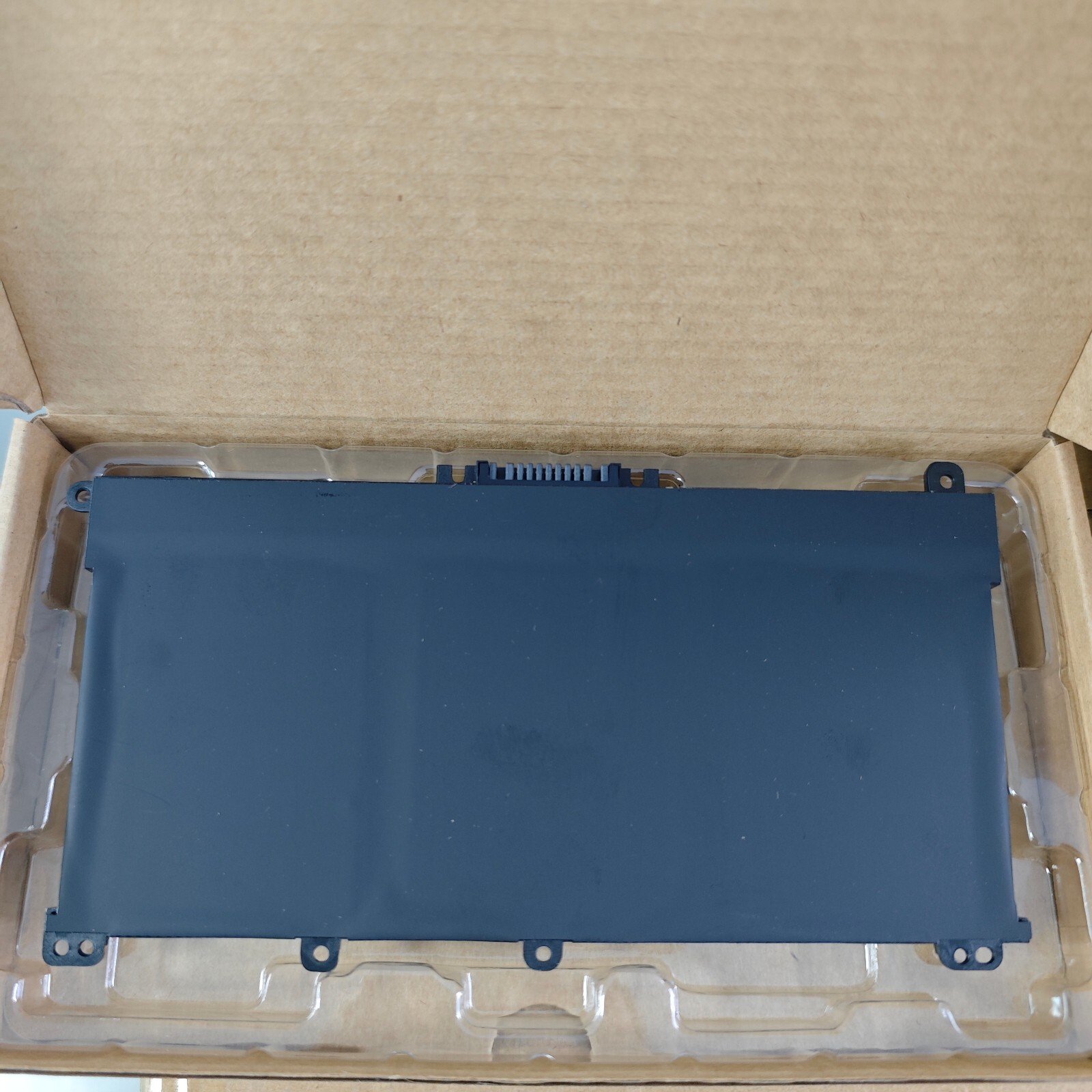 OEM NEW HT03XL Battery HP 240 245 250 255 G7 348 G5 Pavilion 14 15 17 L11119-855