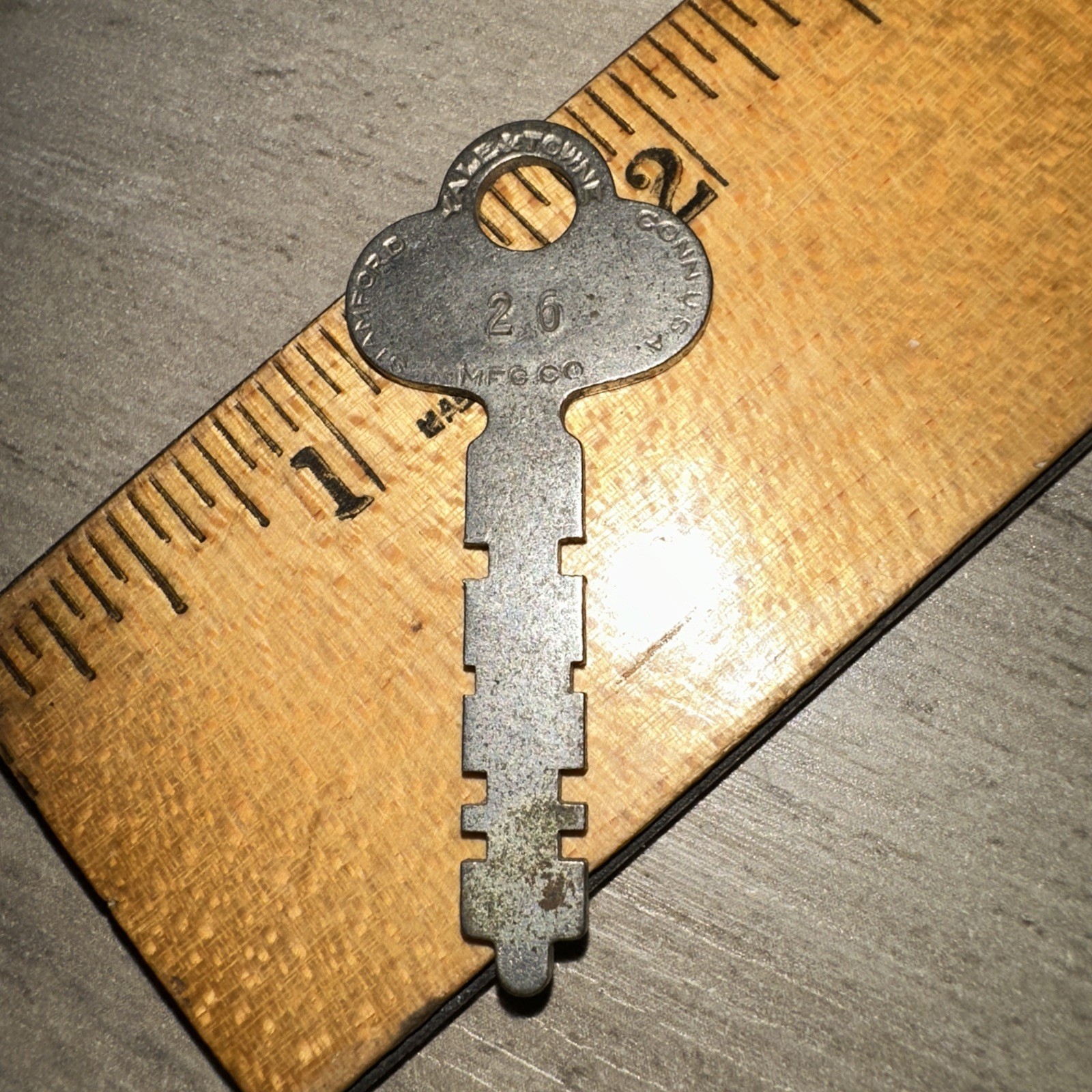 Antique Yale & Towne Flat Key #26 Original