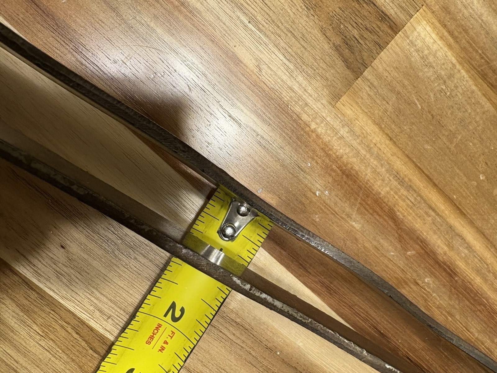 Vintage decorative Set Of Swords, Preowned