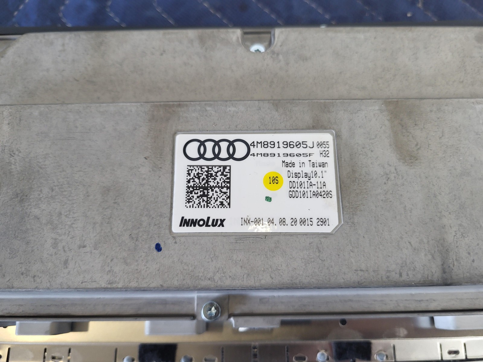 Used Oem Audi Dash Audio Radio Display Screen for 2021 SQ7 10.1"