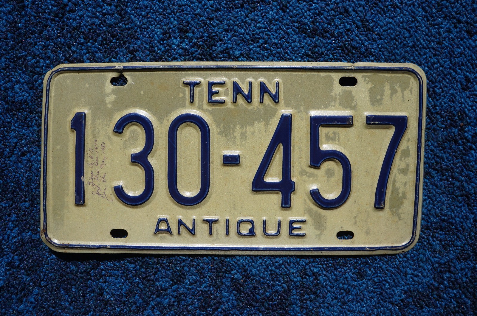Tennessee ANTIQUE VEHICLE License Plate