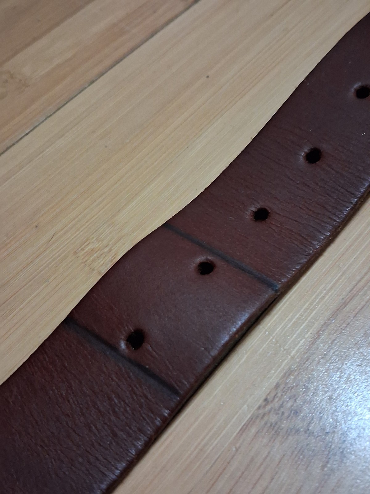 Leather Ammunition Belt, Holds 25 Rounds. Shooting Belt, Cartridge Belt, Guide