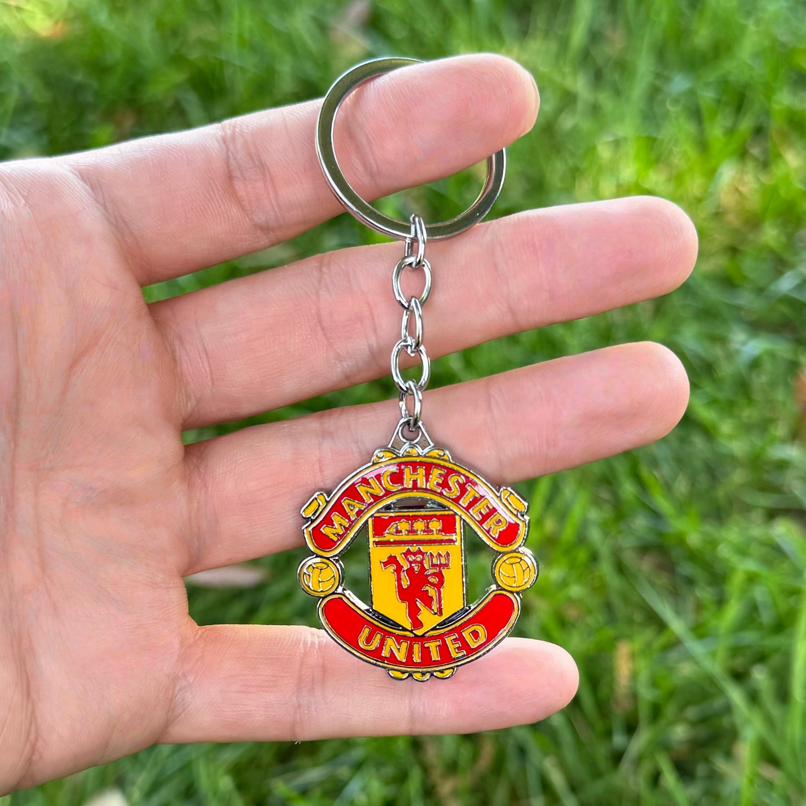 Manchester United Man Utd Crest Enamel Key Ring Football Soccer Gift