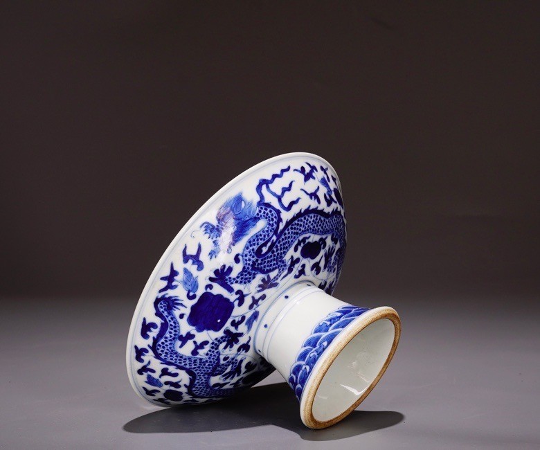 7.6'' Kangxi Marked Blue white Porcelain dragon loong beast Tray Dish Plate