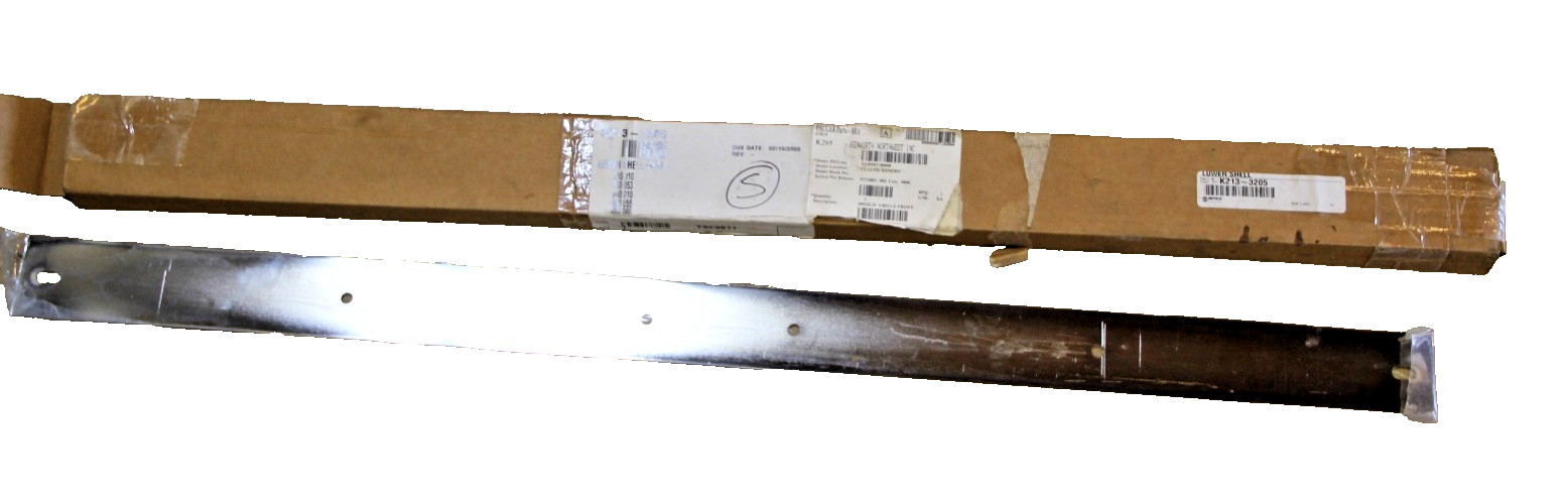 KENWORTH  K213-3205 SHIELD-GRILLE FRONT NOS OEM New In Box Rare Ships Free