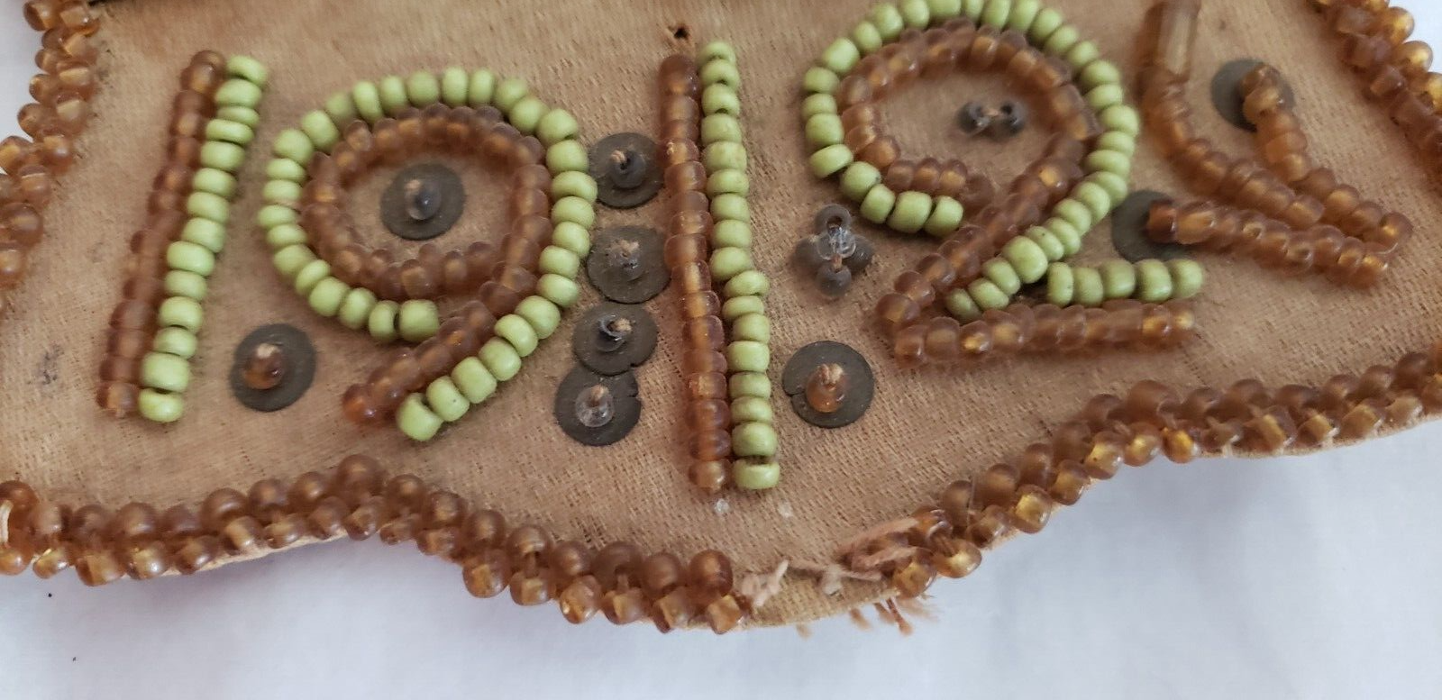 1912 NATIVE AMERICAN VICTORIAN SEED BEADED HAND MADE HANGING MATCH - CARD HOLDER