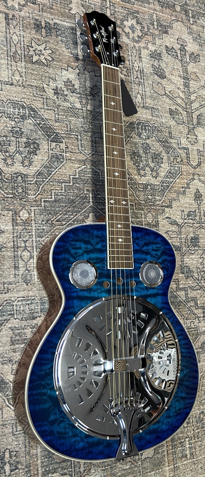 Resonator Guitar