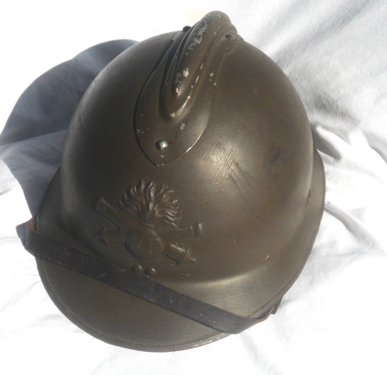Helmet model 1926 artillery chin strap and cap