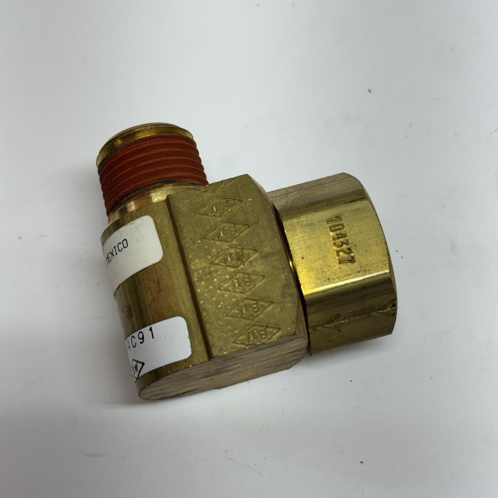 483144C91 INTERNATIONAL SINGLE CHECK VALVE SC-3 5003992 KN23060