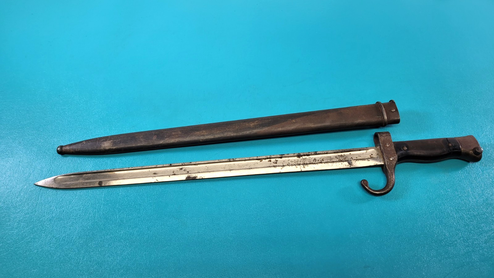 French Model 1892 Mannlicher Berthier Bayonet Knife + Scabbard First Var TR1080