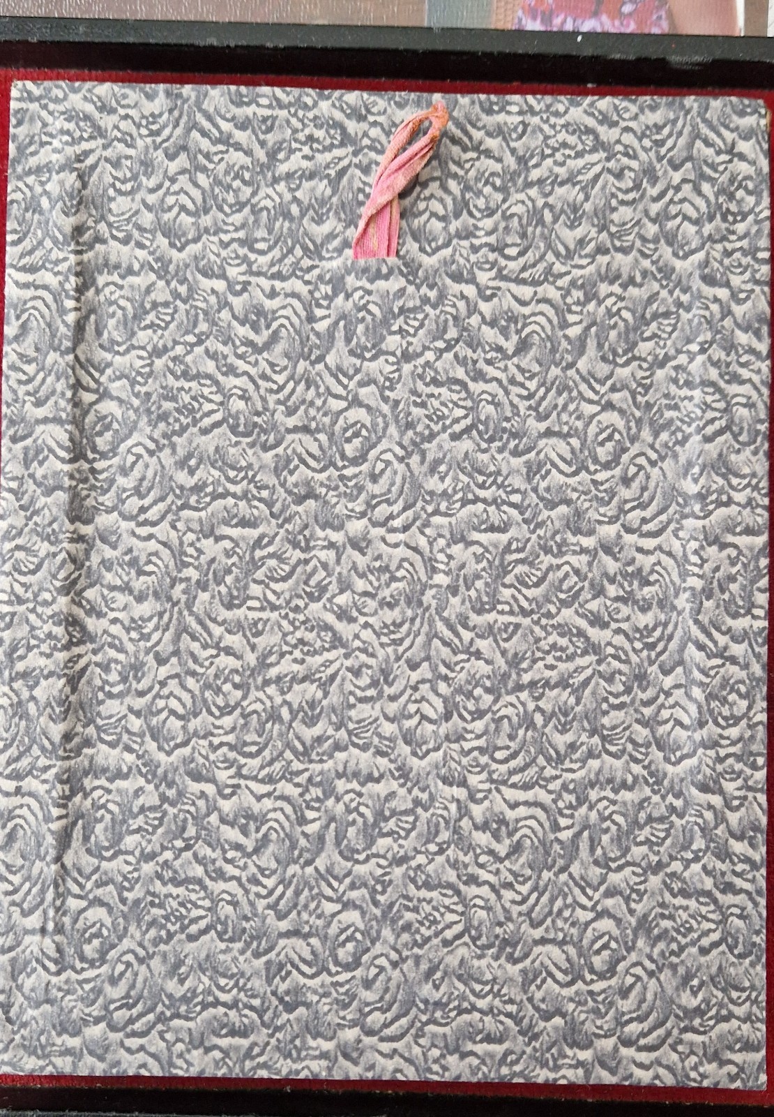 E012) Reliquary frame Large piece of Garment of Pope Pius X - sealed