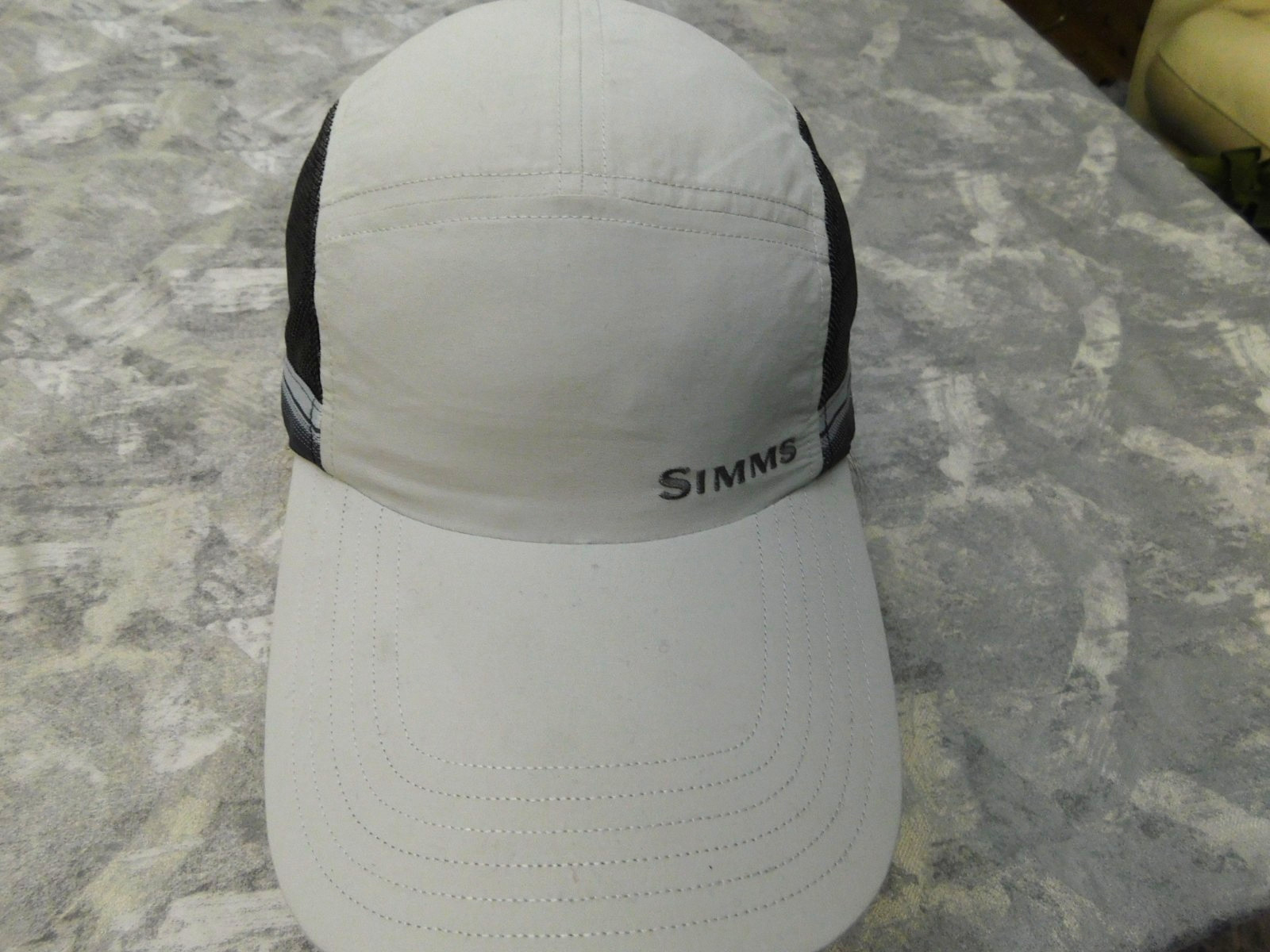 Simms Superlight Flats Cap
