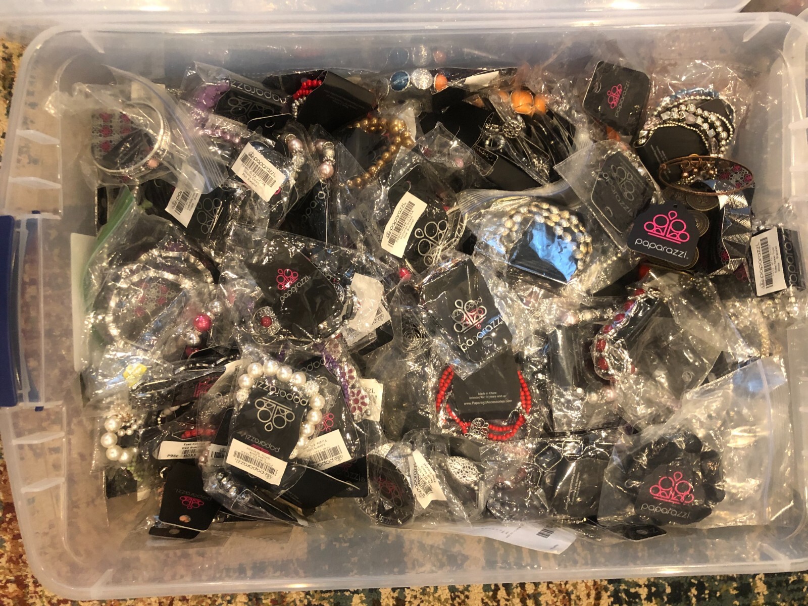 Paparazzi Jewelry - Lot of 100 - $90 (SEE DETAILS BELOW)